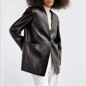 Aritzia Babaton Launch vegan leather blazer jacket